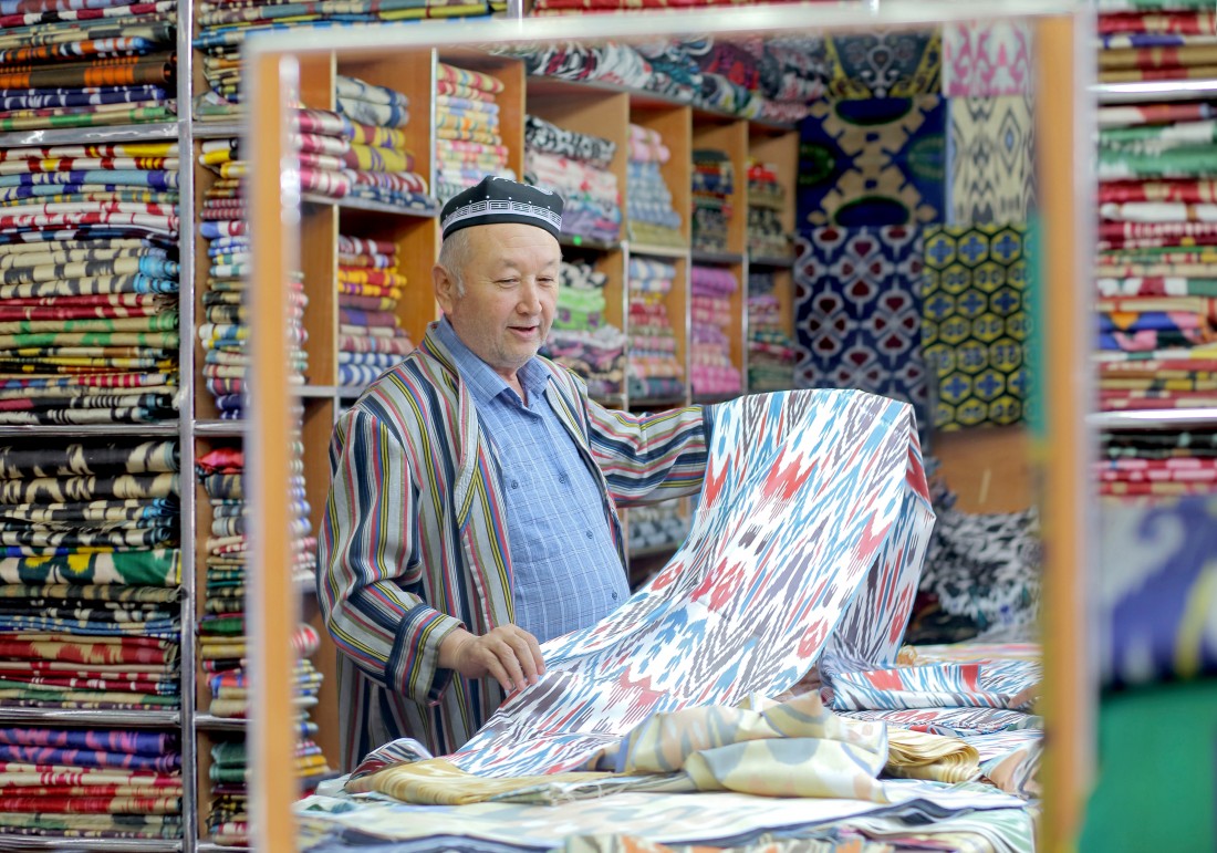 U juda yoqimli yalaydi